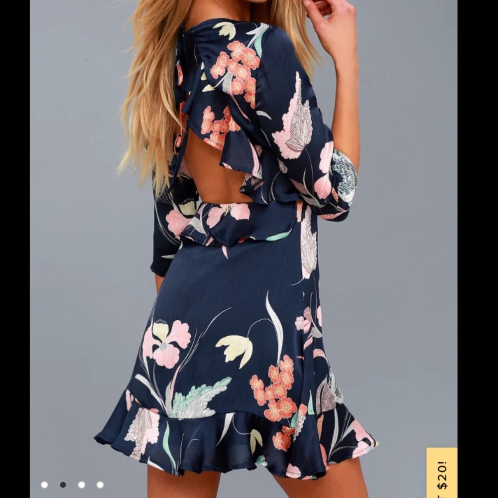 LULU’S NAVY BLUE FLORAL PRINT BACKLESS DRESS